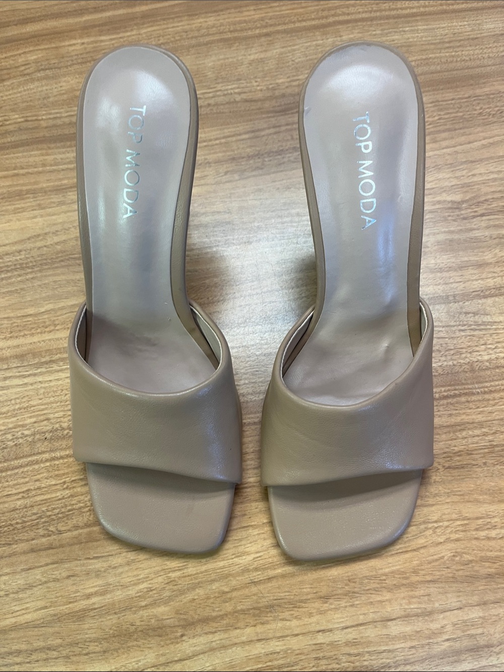 TOP Moda Camel Square-Toe Slide Heels